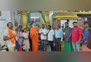 புதுச்சேரியில் வேல் வழங்கல்
