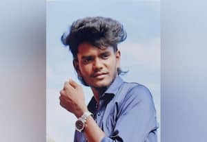புளிய மரத்தில் மோதிய கார் ஐந்து வாலிபர்கள் உயிரிழப்பு