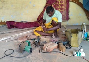 ஆயக்கால் கட்டை தயாரிப்பு