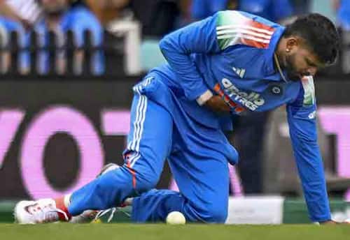ஐ.சி.யு.,வில் ஷ்ரேயஸ் ஐயர் அனுமதி: இந்திய ரசிகர்கள் அதிர்ச்சி