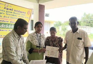 இயந்திரங்கள் பயன்படுத்த விவசாயிகளுக்கு பயிற்சி