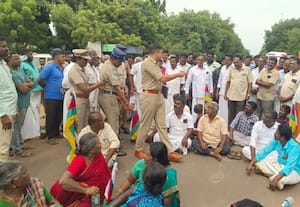 இன்ஜினியர் கொலை உறவினர்கள் போராட்டம்