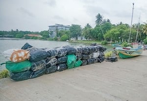 இலங்கையில் ரூ.10 லட்சம் பீடி இலைகள் பறிமுதல்