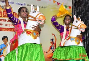 கலைநிகழ்ச்சி நடத்த பணம் இல்லை; தவிக்கும் அரசு பள்ளிகள்