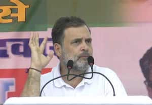 ஓட்டுக்காக எதையும் செய்வார் மோடி: சொல்கிறார் ராகுல்