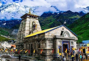 பக்தர்களை ஈர்ப்பதில் பத்ரிநாத்தை மிஞ்சிய கேதார்நாத்; தொடர்ந்து மூன்று ஆண்டுகளாக அதிகரிக்கும் சாதனை