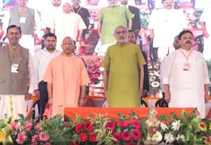 நாட்டுக்கோட்டை நகரத்தார் காசியில் கட்டிய 10 மாடி  தர்ம சத்திரம்: திறந்து வைத்தார் துணை ஜனாதிபதி