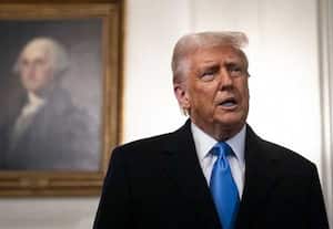 அமெரிக்கர்களின் கனவுகளை திருடும் வெளிநாட்டினர்: டிரம்ப் நிர்வாகம் குற்றச்சாட்டு