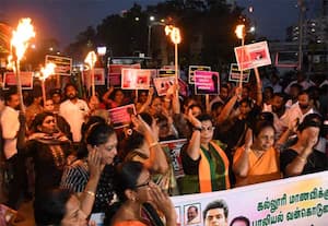 கல்லூரி மாணவி பாலியல் வன்கொடுமை; கோவையில் பாஜ தீப்பந்தம் ஏந்தி ஆர்ப்பாட்டம்