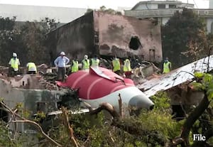 அமெரிக்க அரசு நிர்வாகம் முடங்கியதால் ஆமதாபாத் விபத்து விசாரணையில் தொய்வு