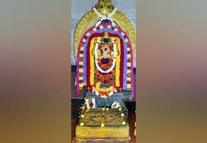 ஸ்ரீசக்கரத்துடன் க்ஷணாம்பிகா தேவியை நிர்மாணித்த ஆதிசங்கரர்