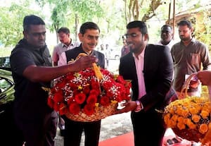 கவர்னருக்கு வரவேற்பு