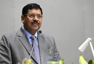 நான் ஓய்வு பெறுவதற்காக காத்திருக்கிறீர்களா? மத்திய அரசுக்கு தலைமை நீதிபதி கேள்வி