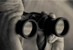 20 ஆண்டு கடனை அடைக்க 'மாஜி' காதலியை தேடும் காதலன்