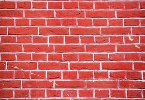  அரைக்கல் செங்கல் கட்டடம் அருகே இன்னொரு சுவர்: சரியான முறையா என பொறியாளர்கள் விளக்கம்