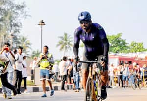 கோவா அயர்ன்மேன் போட்டி:  நீச்சல், ஓட்டம், சைக்கிள் போட்டிகளில் அசத்திய அண்ணாமலை