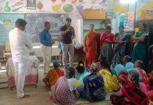 எழுத்தறிவு திட்ட மையத்தில் சப் கலெக்டர் ஆய்வு