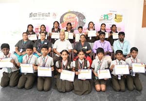 'தினமலர் பட்டம்' இதழ் சார்பில் வினாடி-வினா ஸ்ரீ ஆதர்ஷ் மெட்ரிக். மாணவர்கள் அசத்தல்