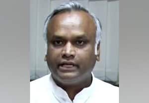 மீண்டும் ஆர்.எஸ்.எஸ்.,ஐ சீண்டும் பிரியங்க்