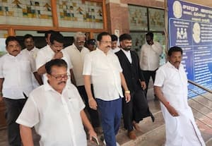 ﻿ வக்கீல்கள் புடைசூழ வந்த எம்.பி.,க்கு நீதிபதி கண்டிப்பு