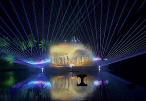 புட்டபர்த்தியில் ஆனந்த ஒளி