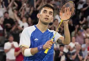 ஜப்பான் பாட்மின்டன்: காலிறுதியில் லக்சயா