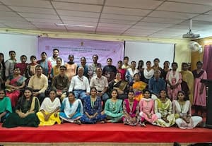 ﻿ காஞ்சி மாமுனிவர் அரசு பட்டமேற்படிப்பு ஆராய்ச்சி நிறுவனத்தில் தேசிய மாநாடு