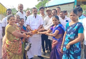 ﻿ கழிவுநீர் வாய்க்கால் பணி அமைச்சர் துவக்கி வைப்பு