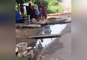 ﻿ குப்பையை கொட்டி தீ வைப்பதால் சுற்றுச்சூழலுக்கு பாதிப்பு