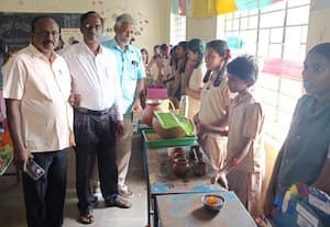 ﻿ நடுவீரப்பட்டு அரசுப்பள்ளியில் அறிவியல் கண்காட்சி