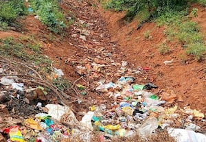 ﻿ ரூ.2 கோடியில் சீரமைத்த ஒ.வி.சி., வாய்க்கால் மண் மூடி கிடக்கும் அவலம்