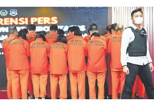 ﻿ மியான்மர் 'சைபர் கிரைம்' மோசடி மையம் ராணுவ சோதனையில் 350 பேர் சிக்கினர்