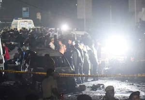 டில்லி தற்கொலைப்படை தாக்குதல்; உரக்கடைகளில் விசாரணை தீவிரம்