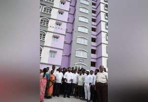 ﻿ அடுக்குமாடி குடியிருப்பை மக்களுக்கு வழங்காவிட்டால் போராட்டம் சார்லஸ் மார்ட்டின் அறிவிப்பு