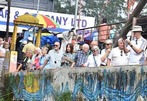 ﻿ குளிர் கால சீசனை அனுபவிக்க வெளிநாட்டு பயணிகள் வருகை