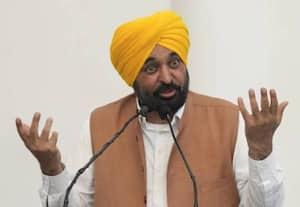பஞ்சாபில் சந்தி சிரிக்கும் சட்டம் - ஒழுங்கு ﻿ சீர்குலைவு!:  கவர்னர் ஆட்சியை அமல்படுத்த பா.ஜ., வலியுறுத்தல்