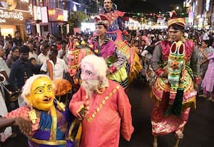 ﻿ திருவிழா கொண்டாட்டமாக மாறிய கோயம்புத்துார் வீதி விழா