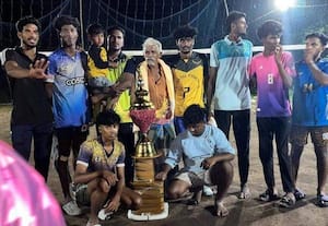 ﻿ சித்தாத்துாரில் கைப்பந்து போட்டி