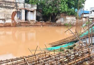 ﻿ சிவகங்கையில் 90.40 மி.மீ., மழை  வீட்டு சுவர் சரிந்தது 