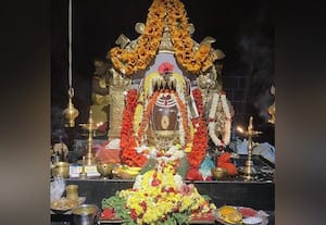 ﻿ பிரதிஷ்டையின்போது அதிசயம் சிவனை 3 முறை வலம் வந்த தவளை