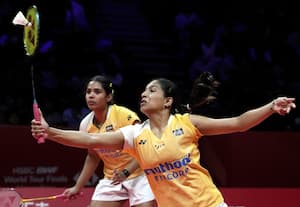 திரிஷா-காயத்ரி அபாரம் * சையது மோடி பாட்மின்டனில்