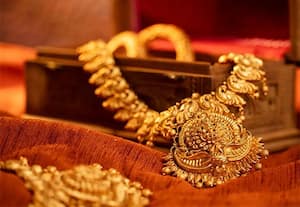 ﻿ ஆபரண தங்கம் விலை சவரனுக்கு ரூ.1,600 உயர்வு 