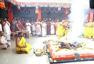 ﻿ பாரதத்துக்கு ஒரு மகத்தான எதிர்காலம் உள்ளது! சிருங்கேரி ஜகத்குரு அருளுரை