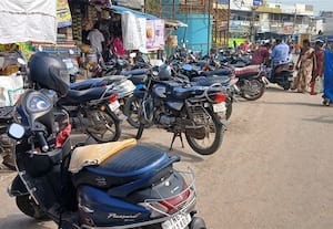 ﻿ ஆக்கிரமிப்பு அட்டகாசம்