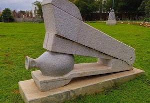 ﻿ மக்களை ஈர்க்கும் பனசங்கரி சிற்ப பூங்கா