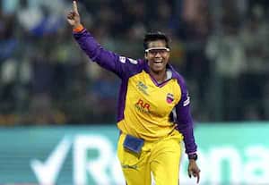 'காஸ்ட்லி' வீராங்கனை தீப்தி: பிரிமியர் லீக் ஏலத்தில்