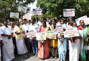 ﻿ சி.பி.ஐ., விசாரணை கோரி ஜே.சி.எம்., ஆர்ப்பாட்டம்