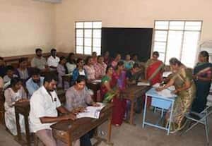 ﻿ நீலகிரியில் பின் தங்கி வரும் பொதுதேர்வு தேர்ச்சி விகிதம்...  அதிகரிக்குமா? கல்வி துறை சிறப்பு கவனம் செலுத்தினால் வெற்றி நிச்சயம்