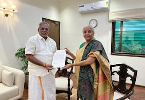 ﻿ மத்திய நிதியமைச்சரிடம் சபாநாயகர் மனு