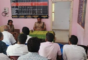 ﻿ குவாரிகளில் விதிமுறை மீறினால் நடவடிக்கை: டி.எஸ்.பி., எச்சரிக்கை